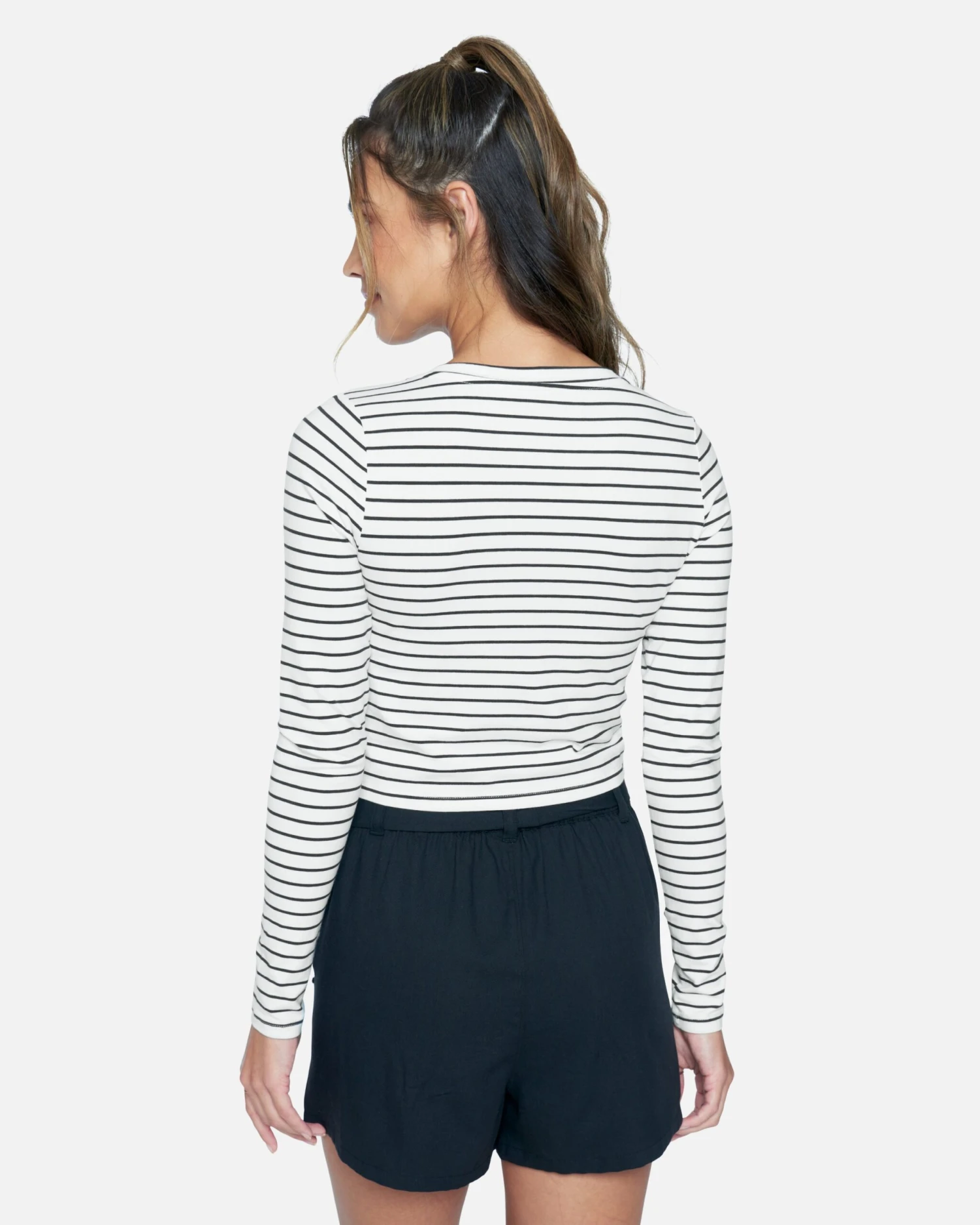 SOPHIE FITTED TEE 2 SOPHIE FITTED TEE - Image 2