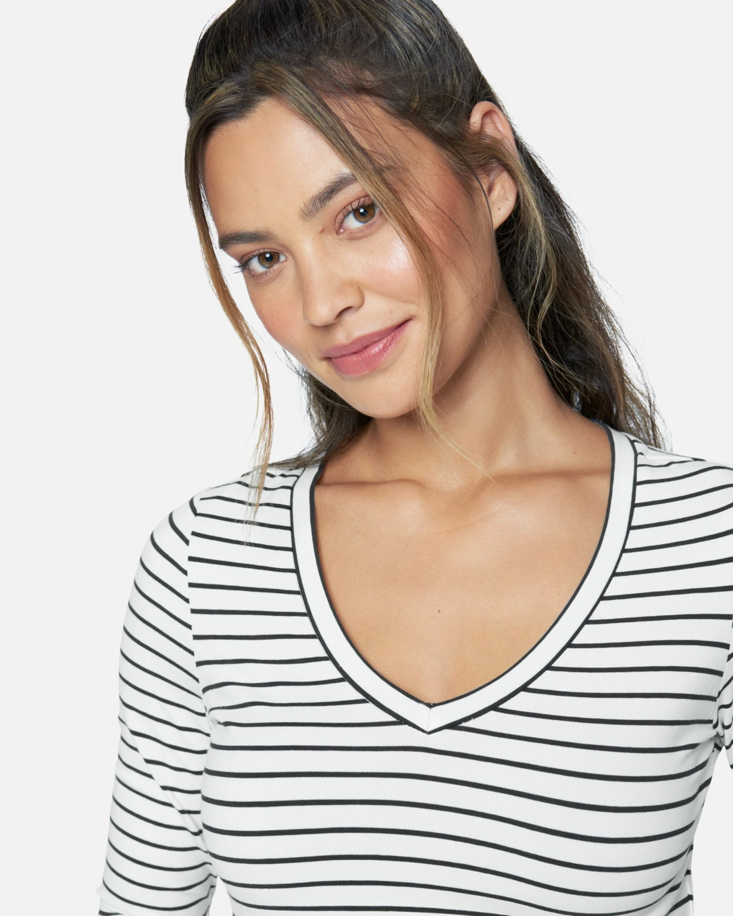 SOPHIE FITTED TEE 4 SOPHIE FITTED TEE - Image 4