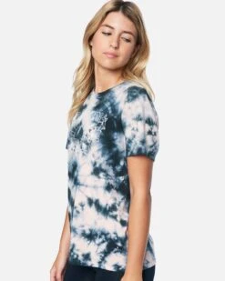 Melody Tie Dye Relaxed Girlfriend T-Shirt -Clothing Coastal 3hs159b0304 black coral tie dye 3 v2