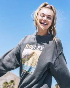 La Mer Boyfriend Crewneck